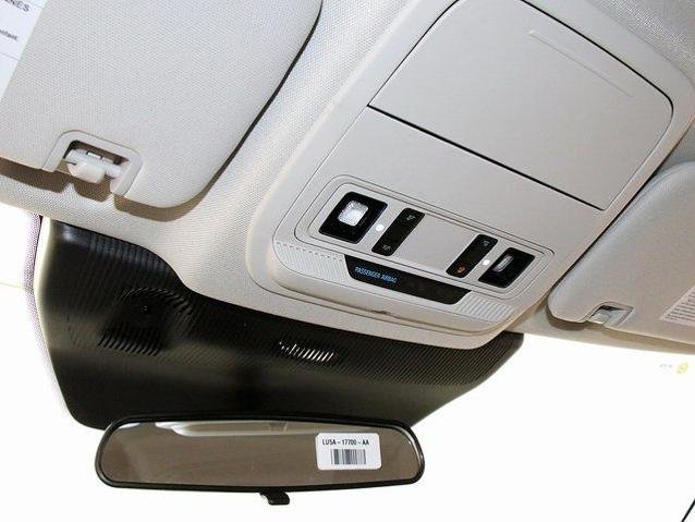 New 2026 Star White Metallic Tri-Coat Ford Active image 25