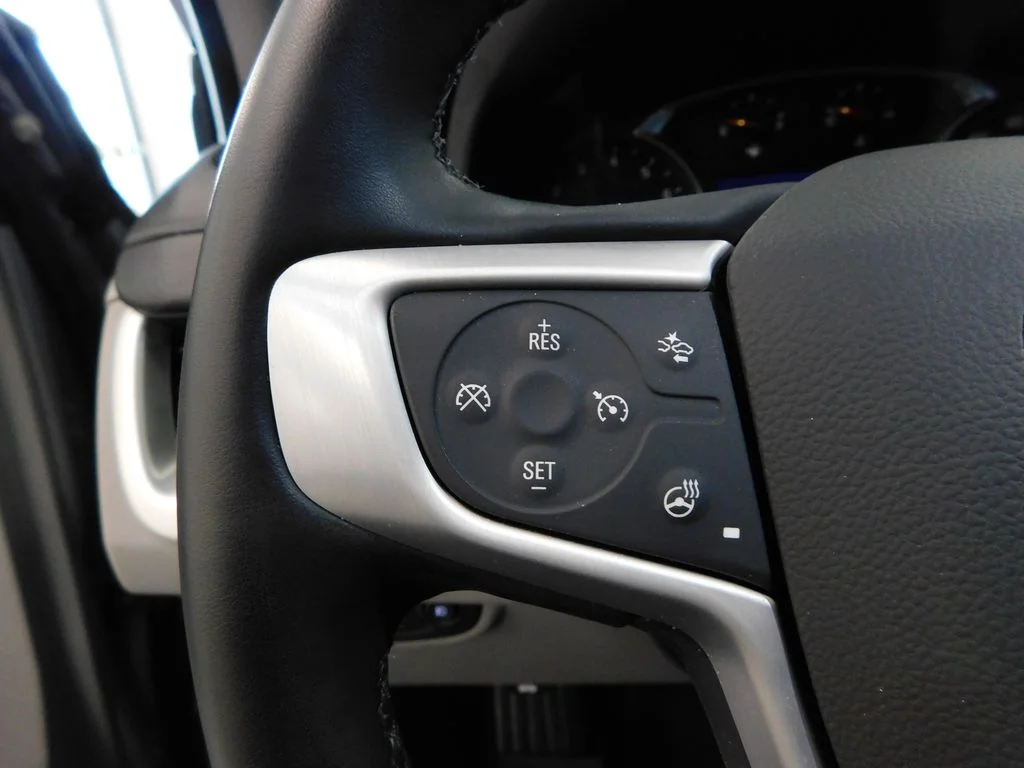 Used 2023 Sterling GMC SLT image 19
