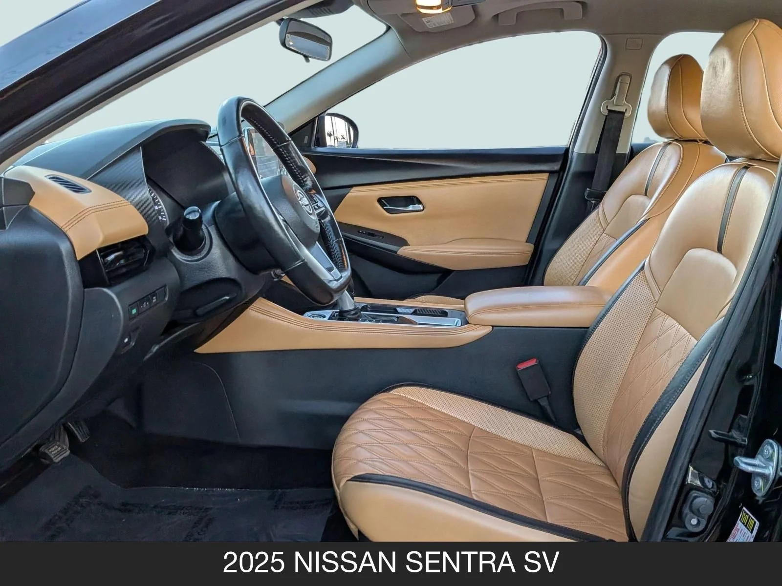Used 2025 Super Black Nissan SV image 13