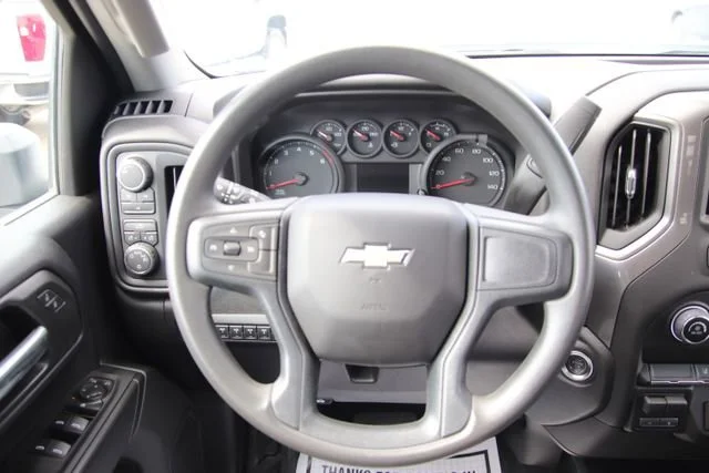 New 2025 Summit White Chevrolet Work Truck image 31