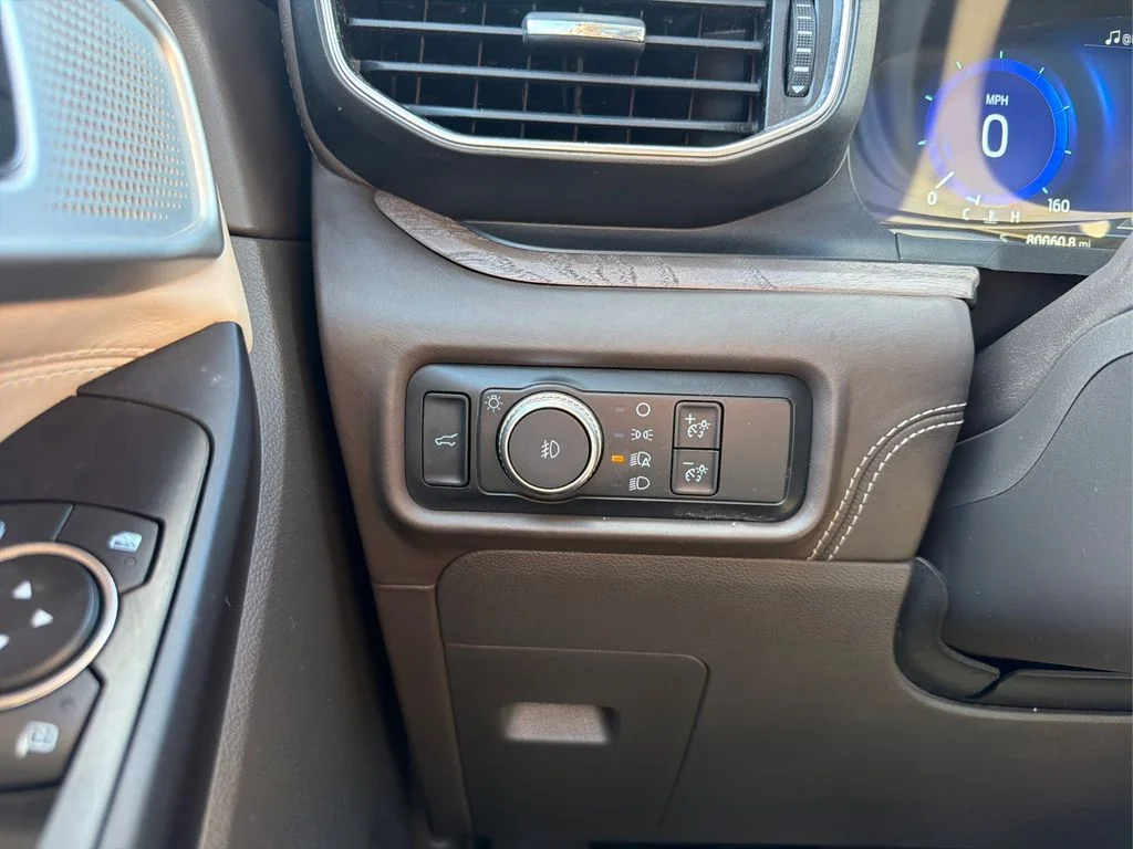 Used 2020 White Metallic Ford Platinum image 15