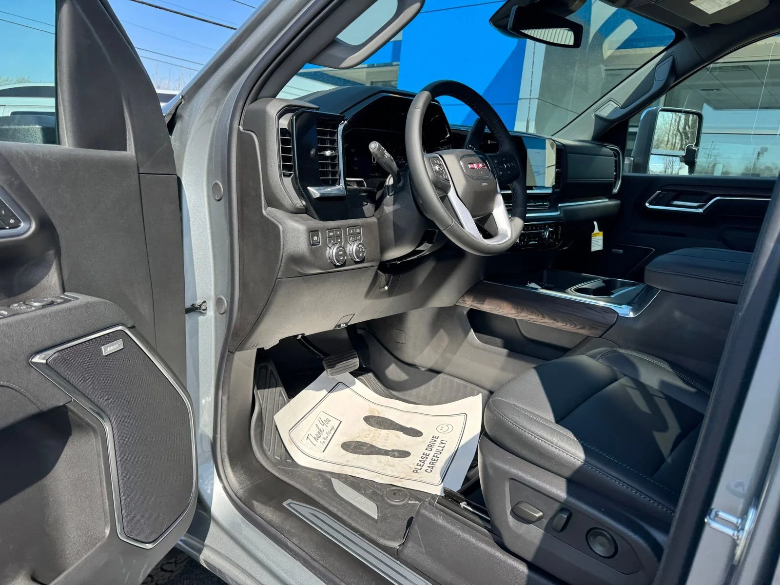 2026 GMC Sierra 2500HD SLT - Photo 10