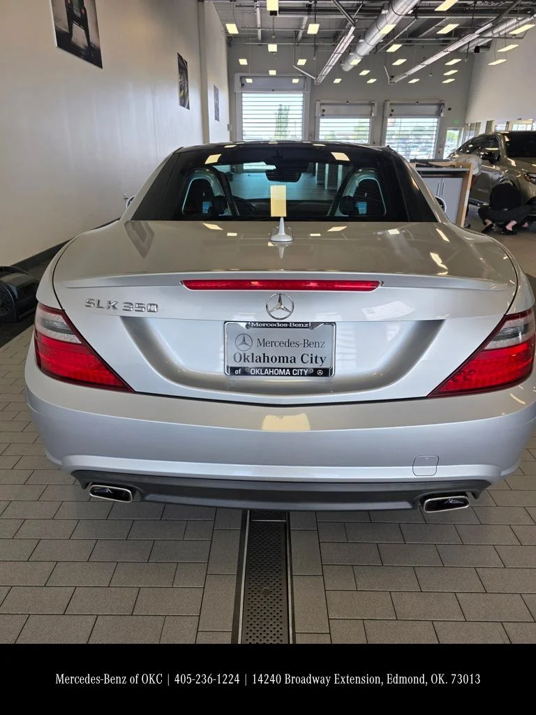 Used 2015 Silver Mercedes-Benz SLK 350 image 6