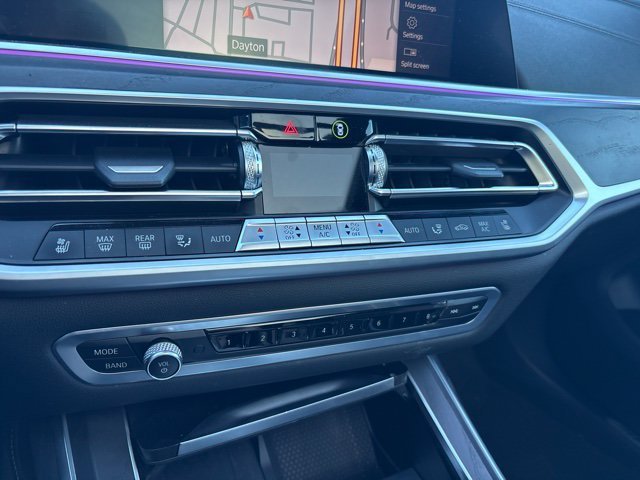 Used 2021 Alpine White BMW M50i image 22