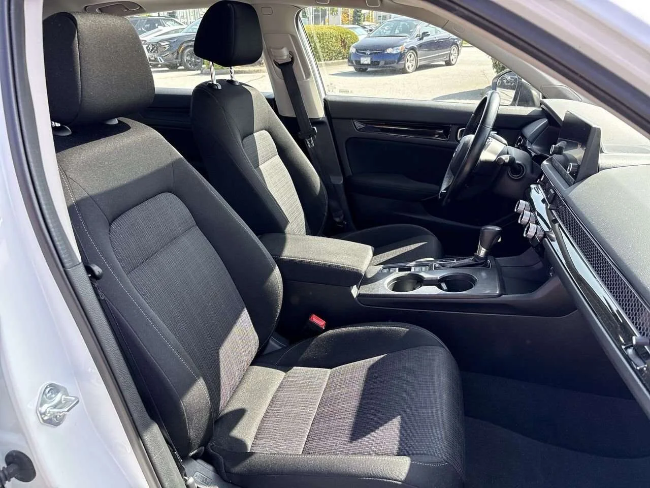 Used 2022 Platinum White Pearl Honda Sedan EX CVT Certified Pre-Owned   One Owner   Loc image 31