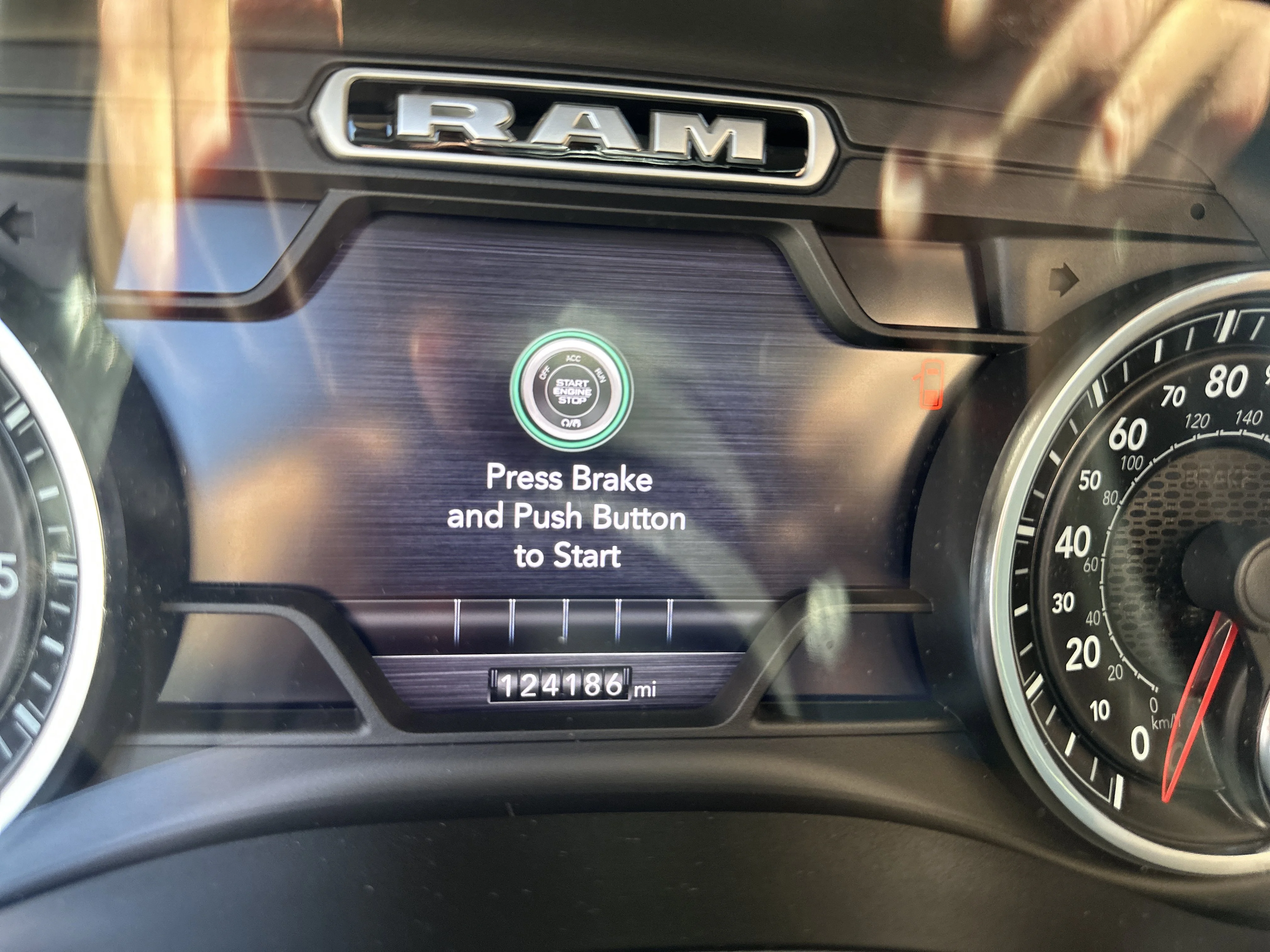 Used 2020 Diamond Black Crystal Pearlcoat Ram Laramie image 28