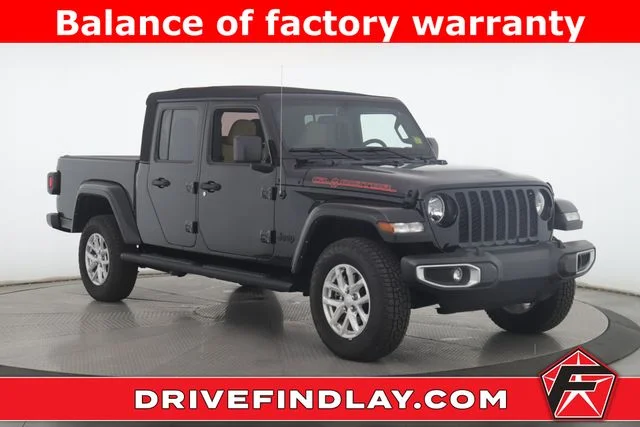 Used 2023 Black Jeep Sport S image 1