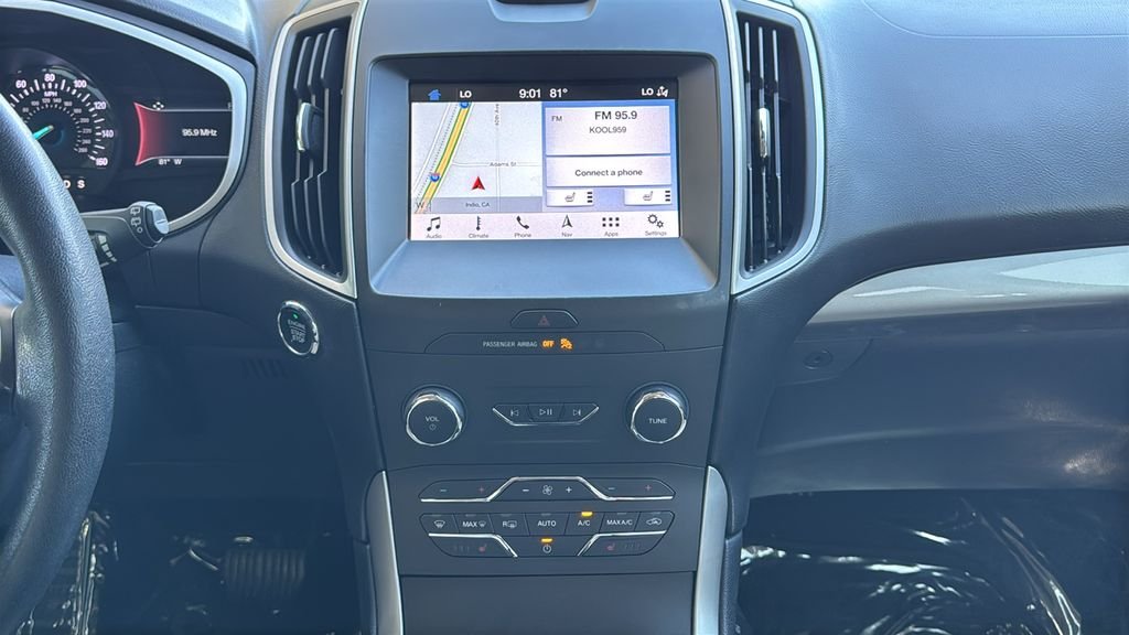 Used 2019 White Ford SEL image 11