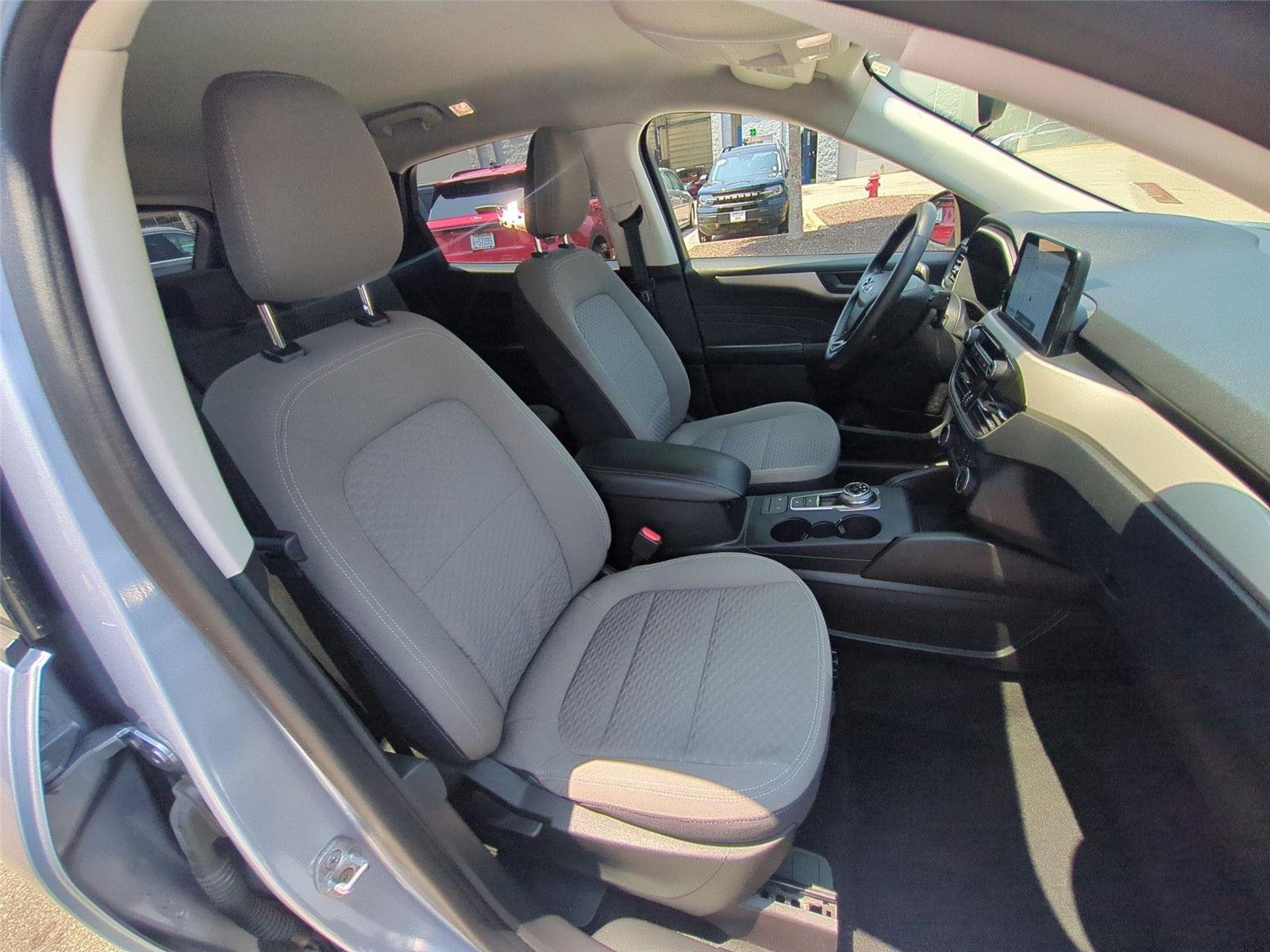 Used 2022 Iced Blue Silver Ford SE image 37