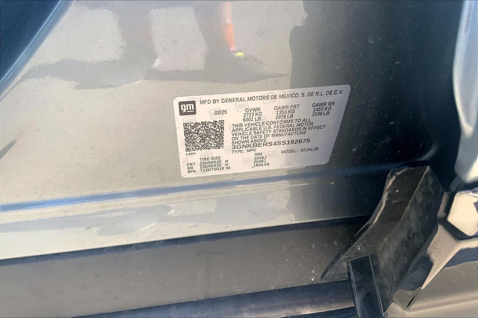 Used 2025 Sterling Gray Metallic Chevrolet RS image 34