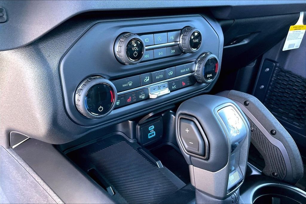 New 2025 Ford Bronco Badlands 4D Sport Utility