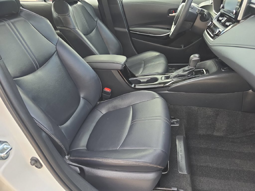 Certified Used 2020 White Toyota XLE image 38
