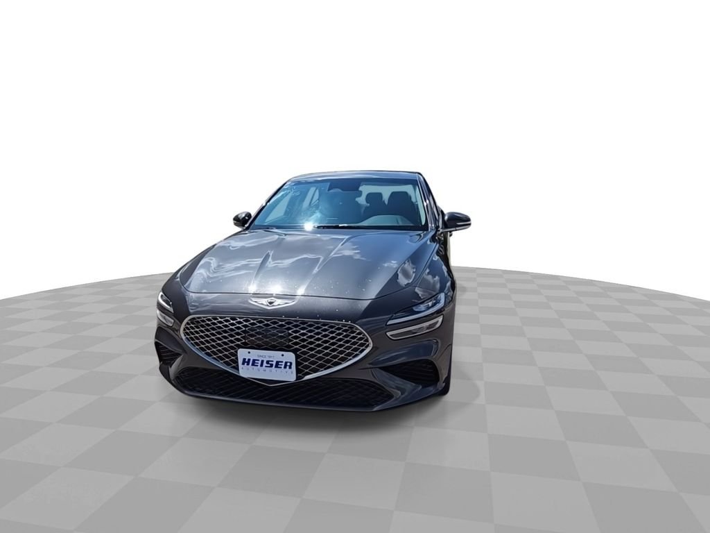 2025 GENESIS G70 Standard - Photo 3