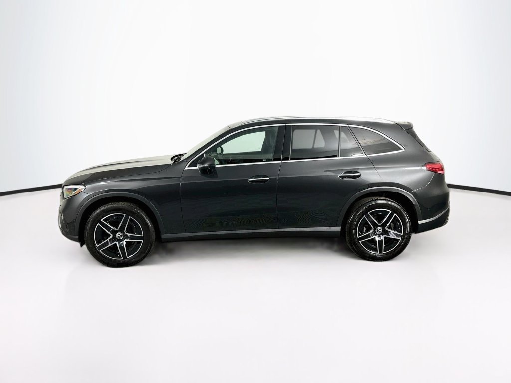 Used 2026 Gray Mercedes-Benz GLC 300 image 3