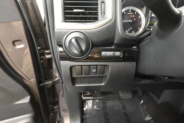 Used 2018 Brown Nissan SV image 23