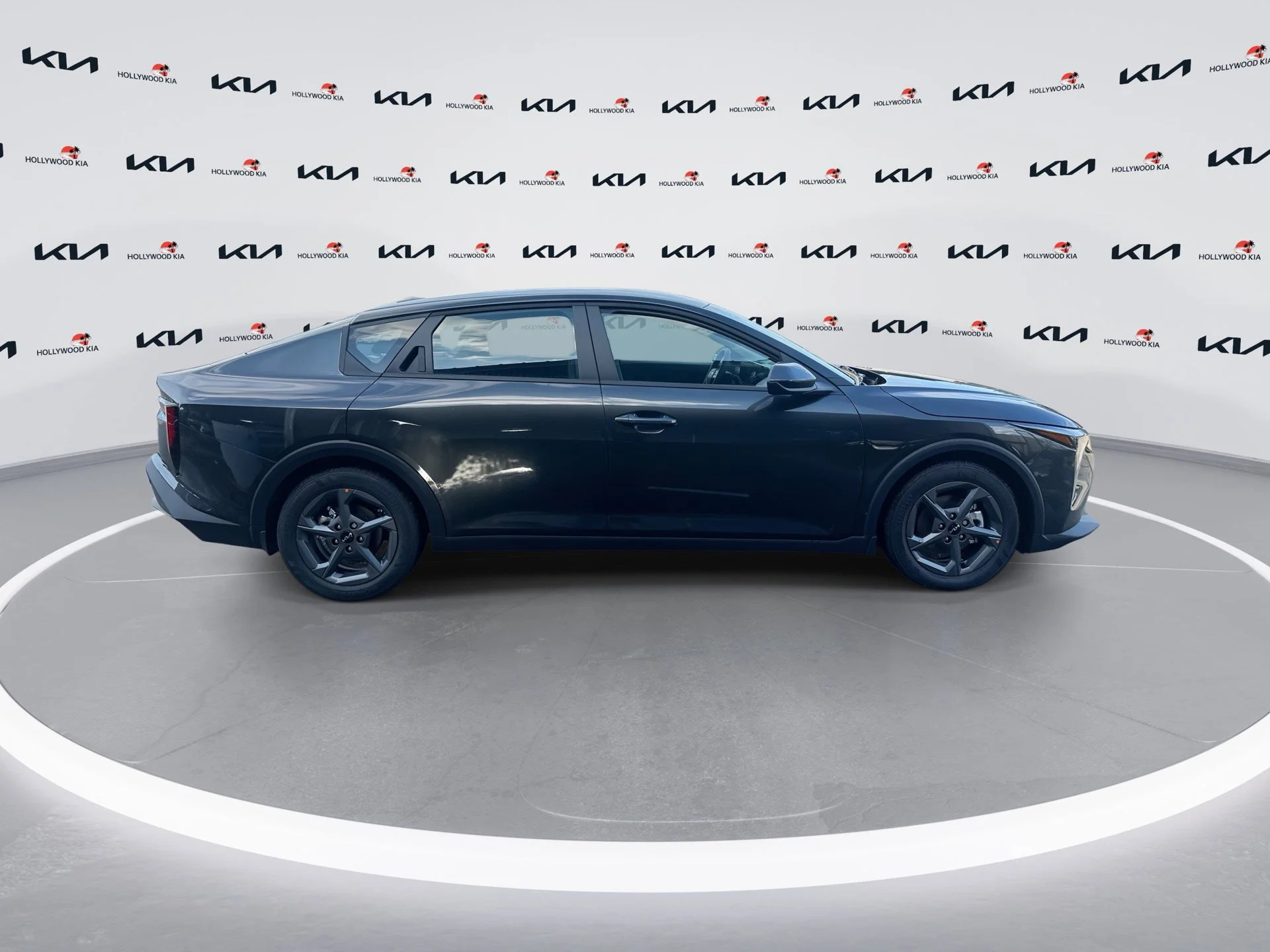 New 2026 Interstellar Gray Kia LXS image 9