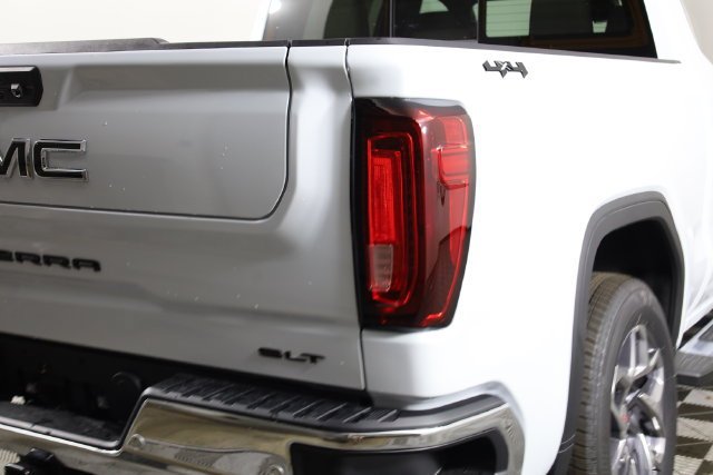 2026 GMC Sierra 1500 SLT - Photo 39