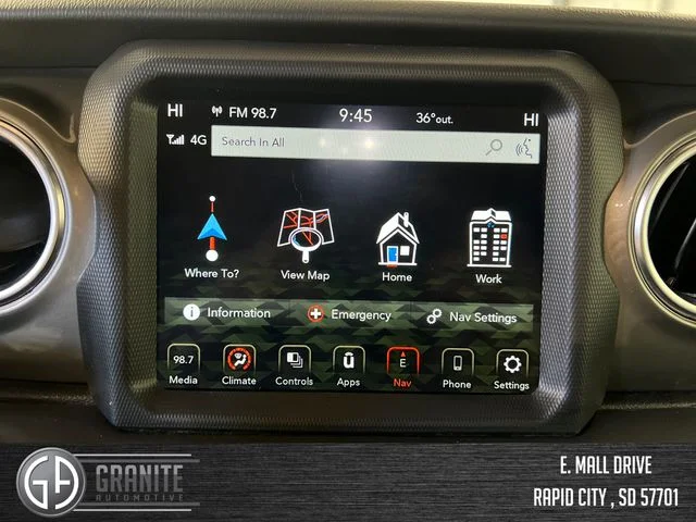 Used 2023 Red Jeep Sahara image 20