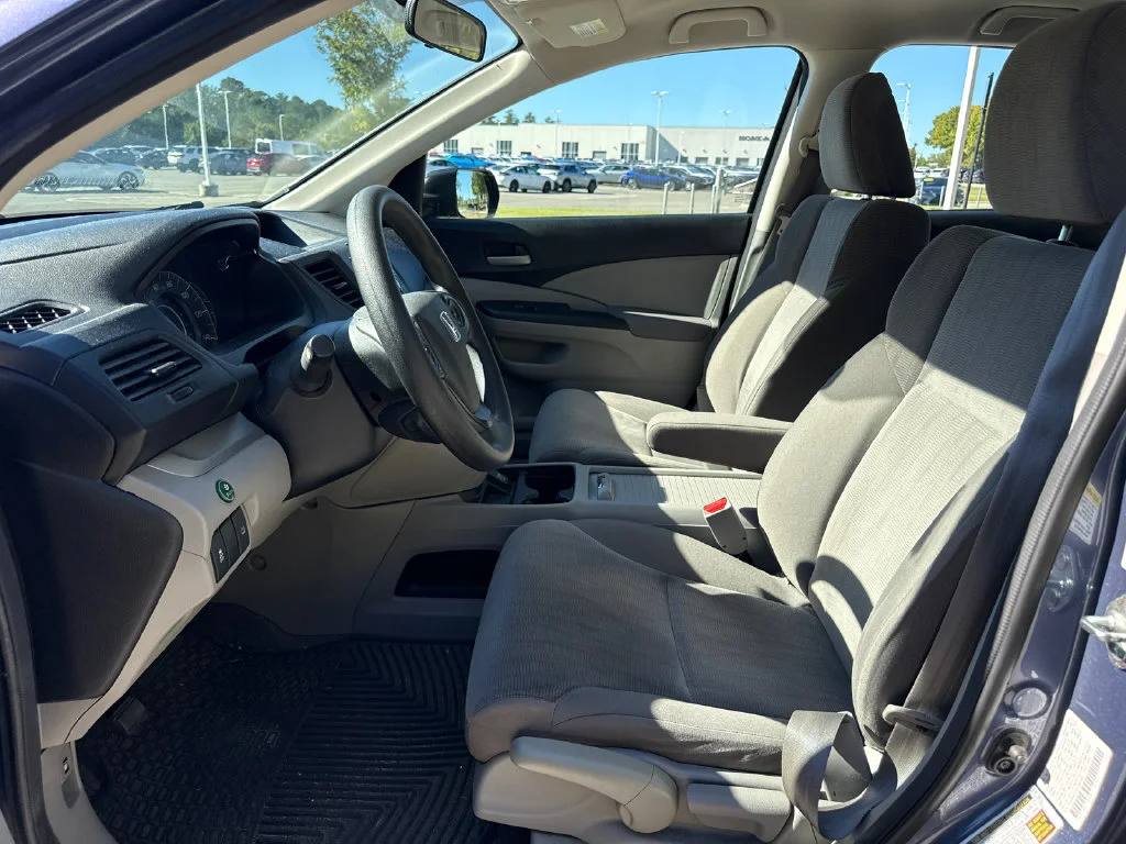 Used 2014 Twilight Blue Metallic Honda LX image 12