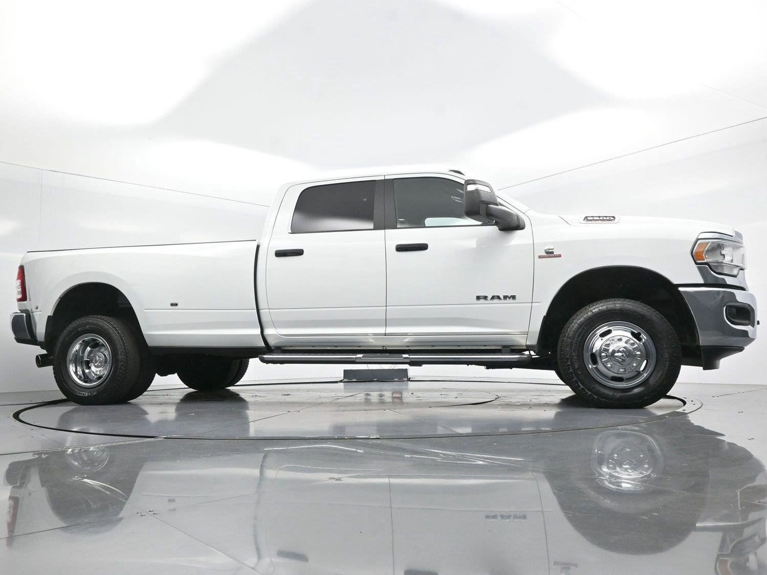 Used 2024 Bright White Clearcoat Ram Big Horn image 42