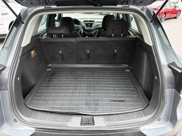 Used 2022 SATIN STEEL METALLIC Chevrolet LS image 18