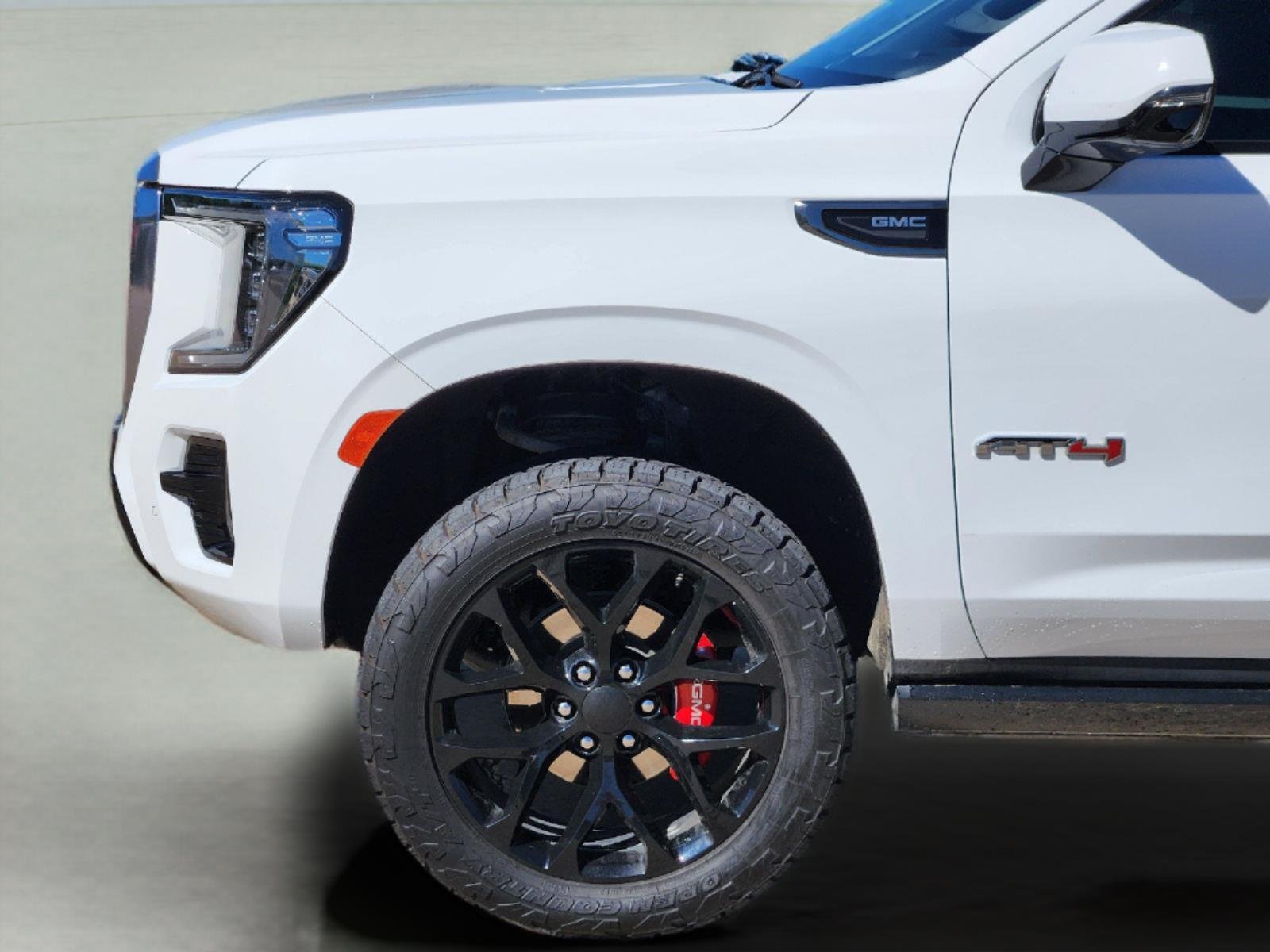 Used 2024 Summit White GMC AT4 image 8