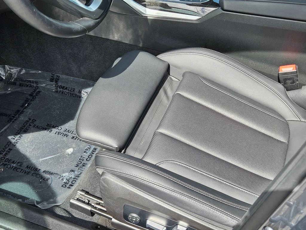 Used 2023 Skyscraper Grey Metallic BMW 330i xDrive image 33