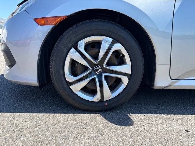 Used 2016 Lunar Silver Metallic Honda LX image 28
