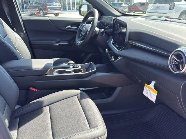 New 2027 Mosaic Black Metallic Chevrolet LT image 12