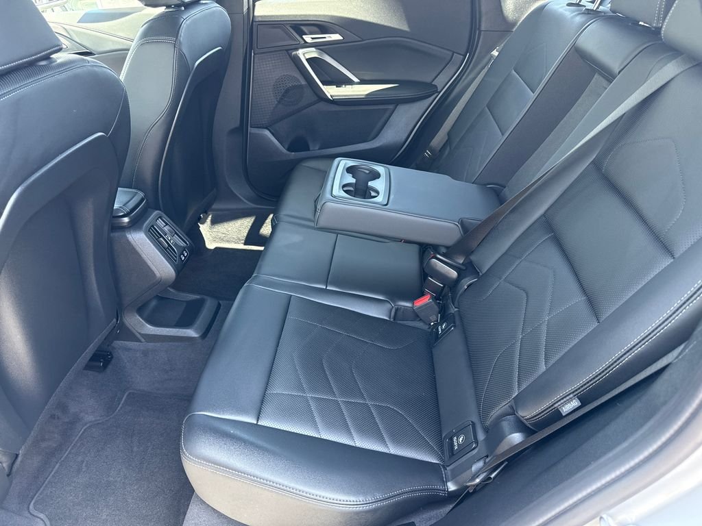 Used 2026 Space Silver Metallic BMW xDrive28i image 18