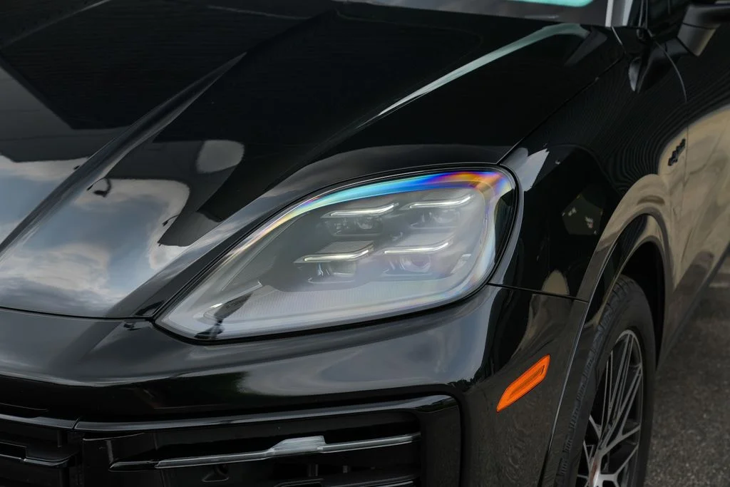 Certified Used 2025  Porsche Base image 7