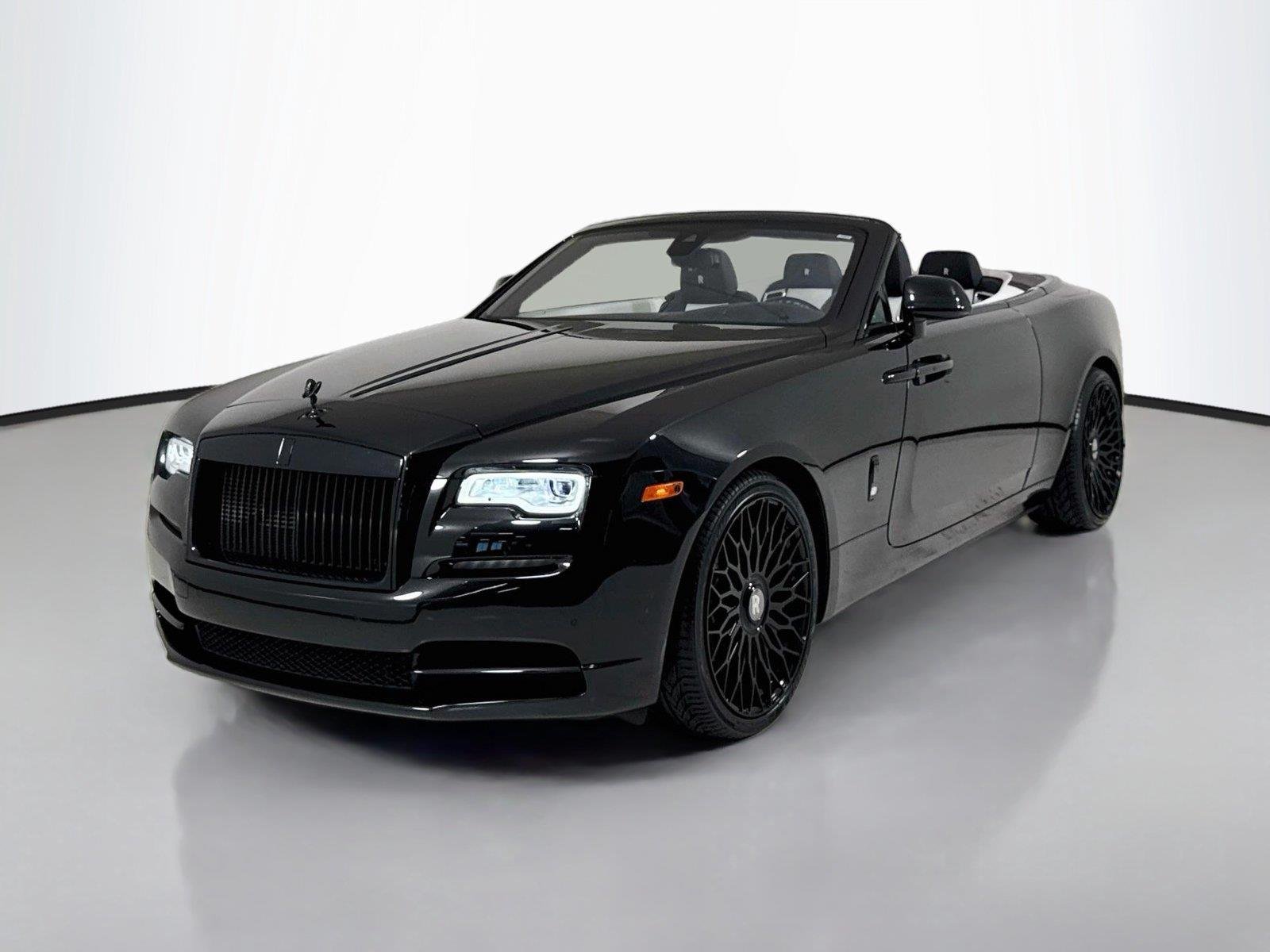 Used 2018 Obsidian Rolls-Royce  image 38