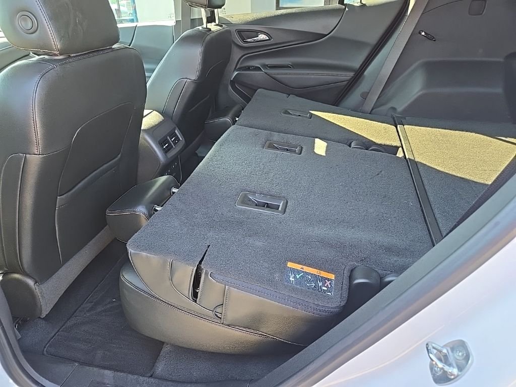 Used 2023 White Chevrolet Premier image 87