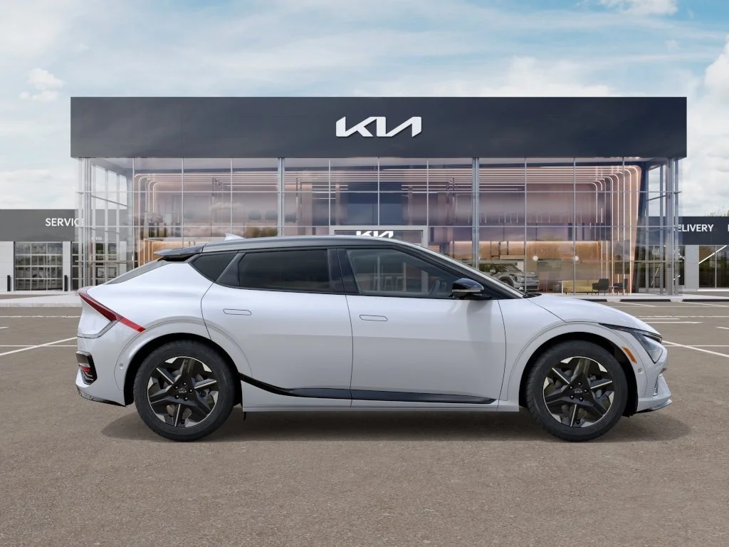 New 2026 White Pearl Kia  image 7