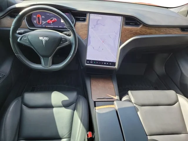 Used 2021 Red Tesla Long Range Plus image 26