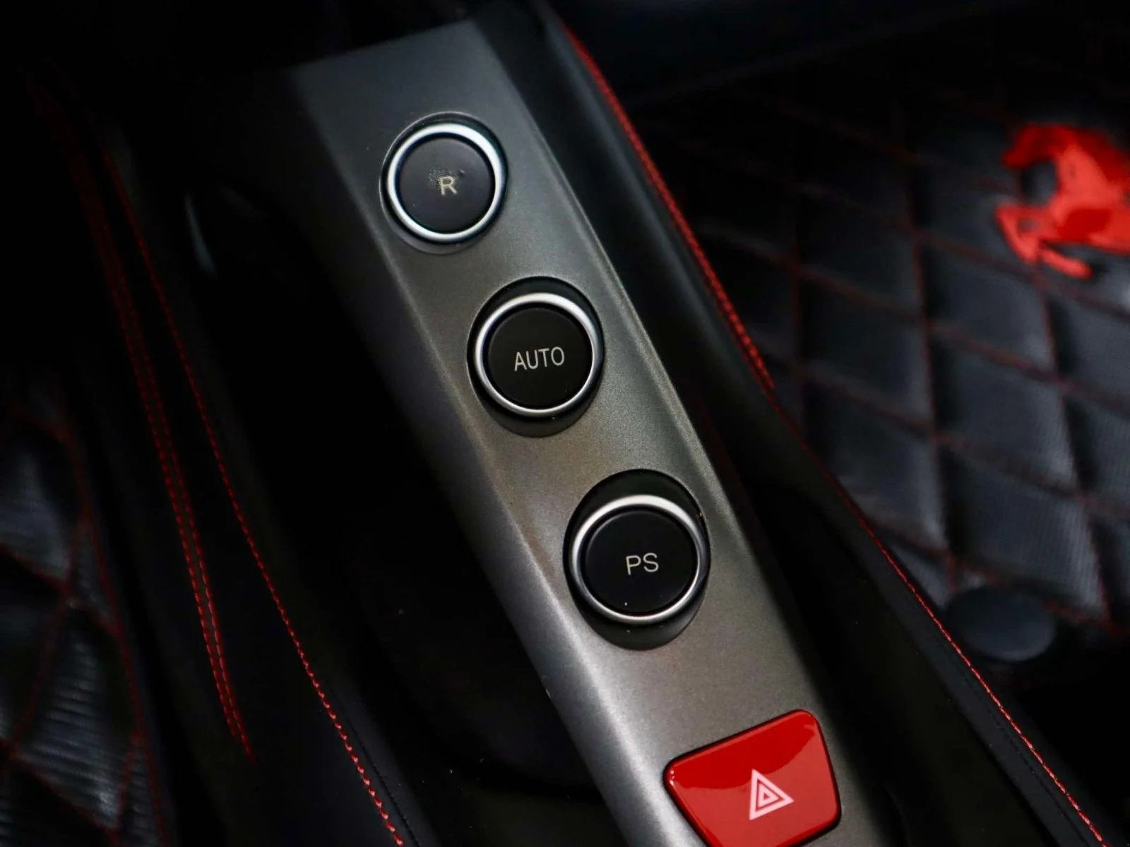 Used 2019 Nero Ferrari  image 31