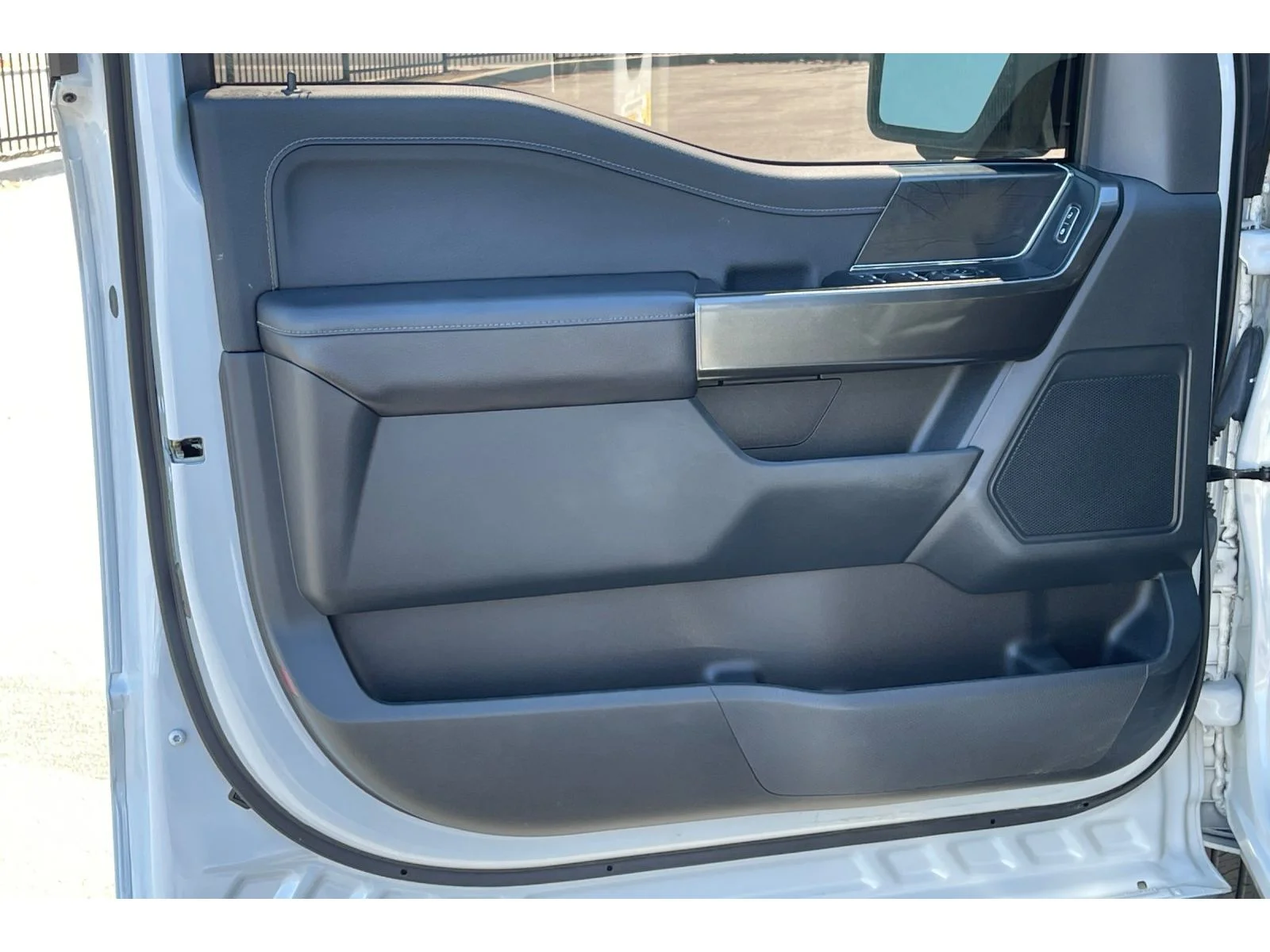 Used 2021 Space White Metallic Ford XLT image 11