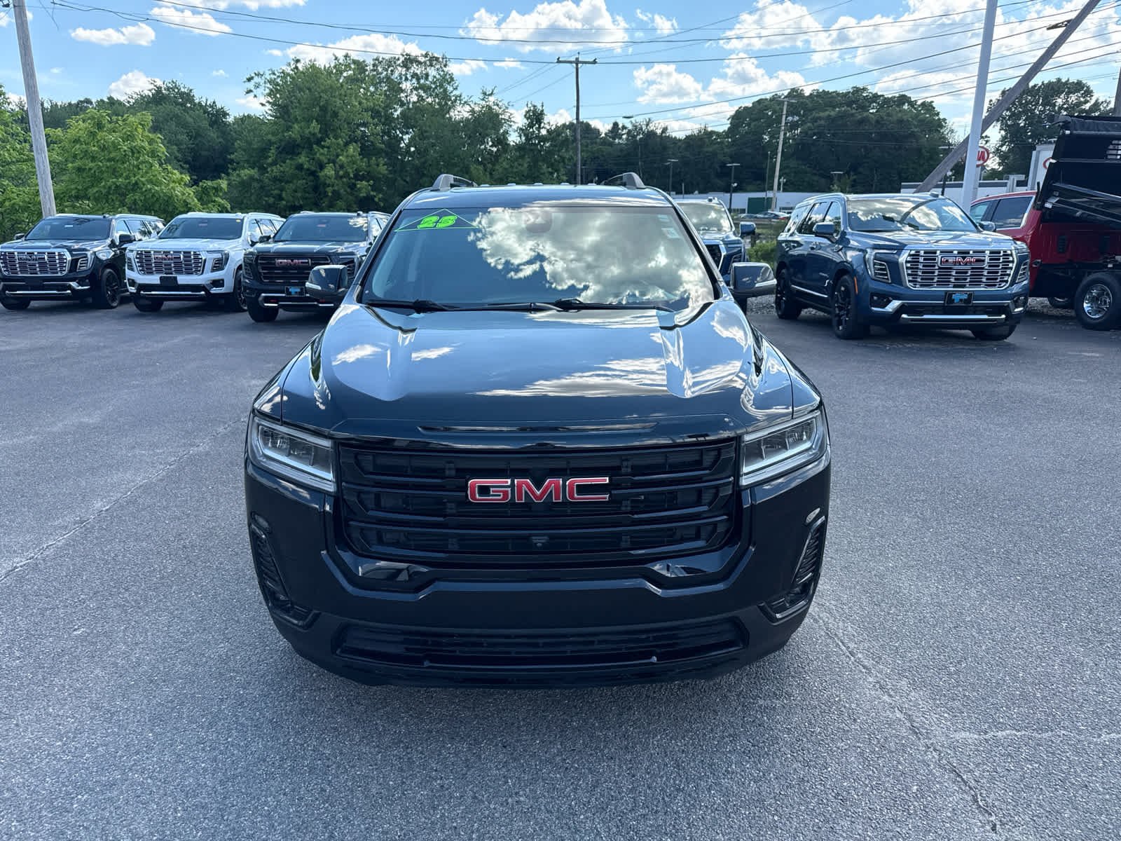 Used 2023 Ebony Twilight Metallic GMC SLT image 8