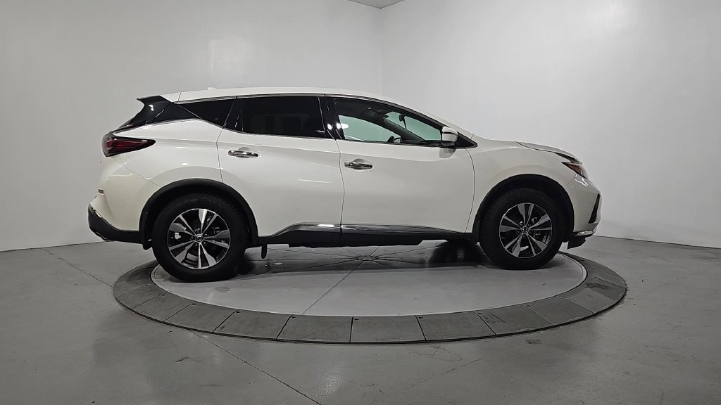 Used 2019 Pearl White Nissan S image 7