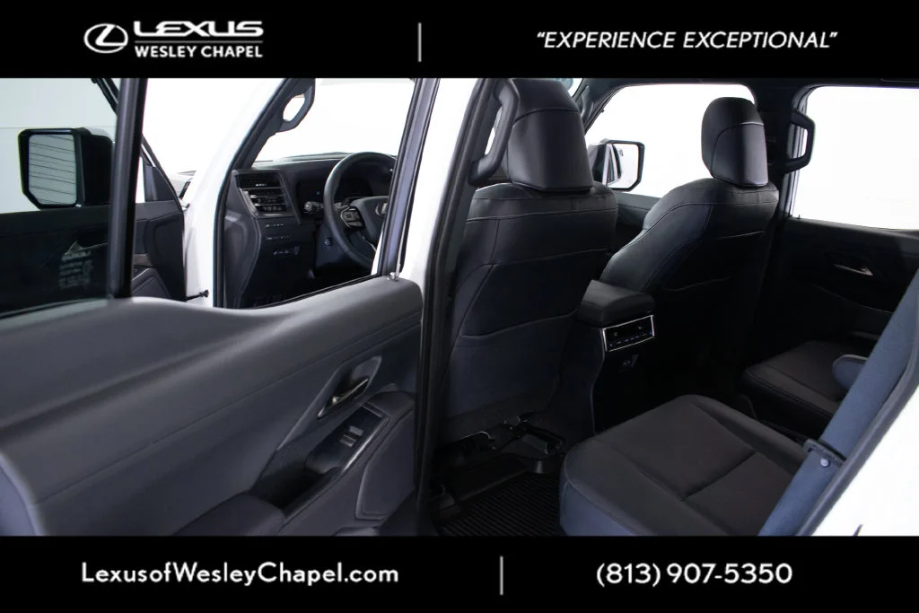Used 2026 White Lexus 550 Premium+ image 15