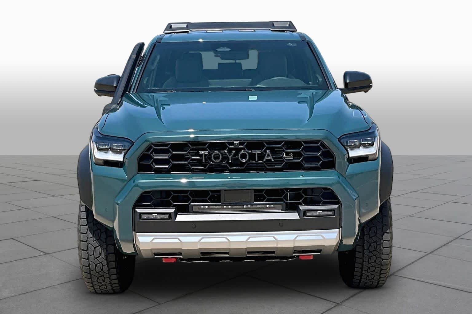 New 2026 Everest Toyota Hybrid Trailhunter image 3