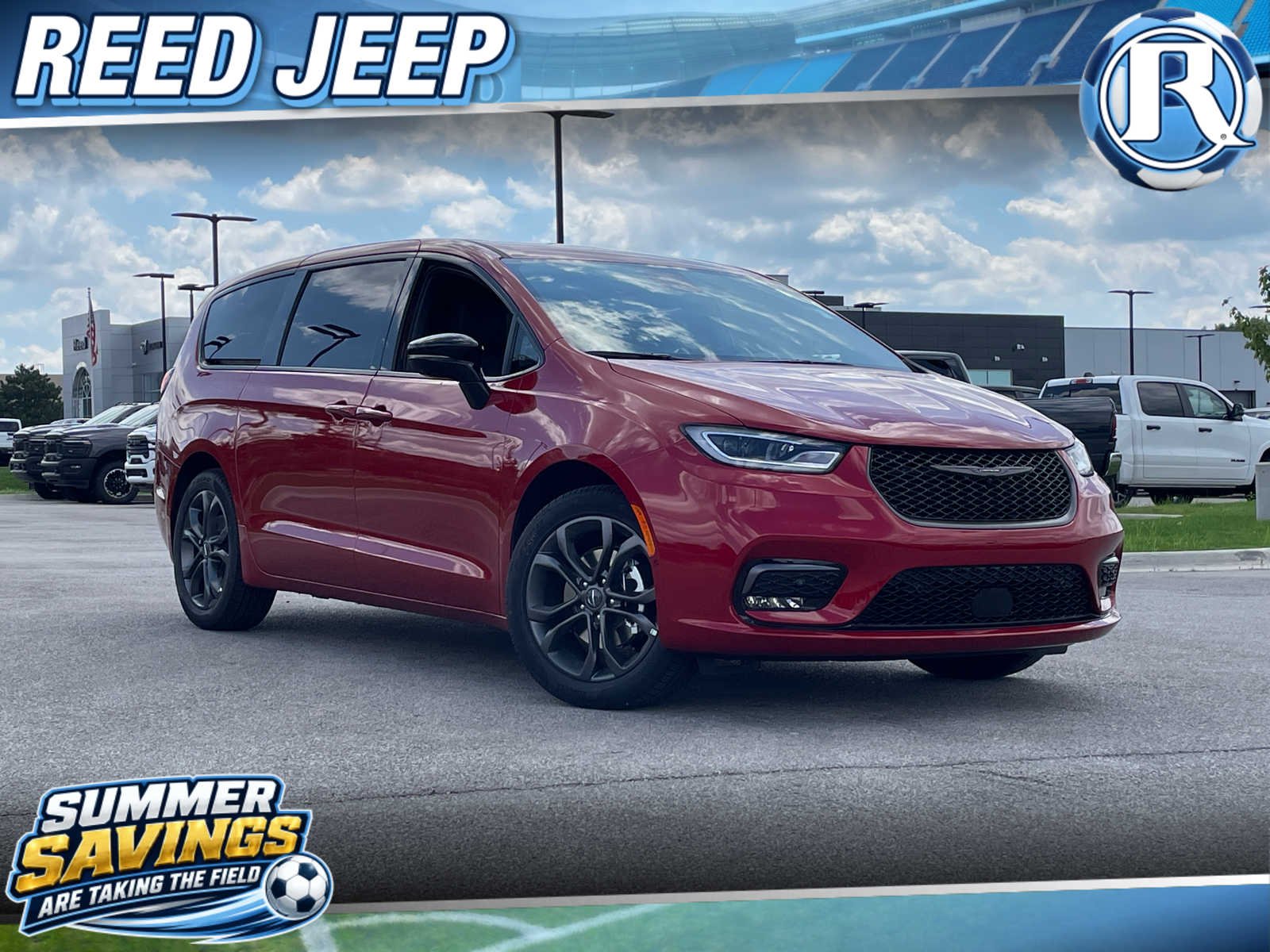 2026 Chrysler Pacifica Select's photo