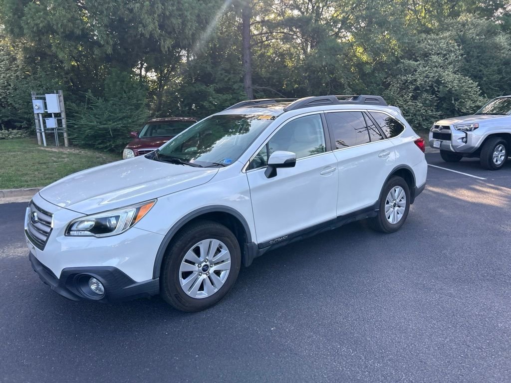 Used 2016 White Subaru 2.5i Premium image 9
