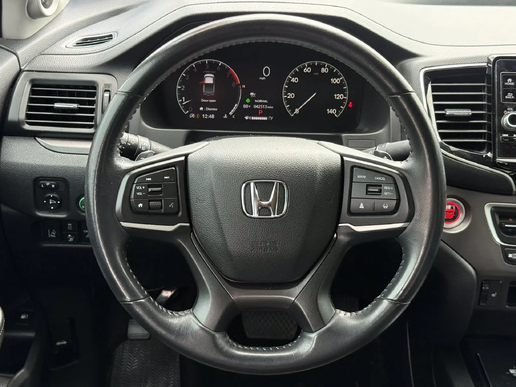 Used 2025  Honda RTL image 14