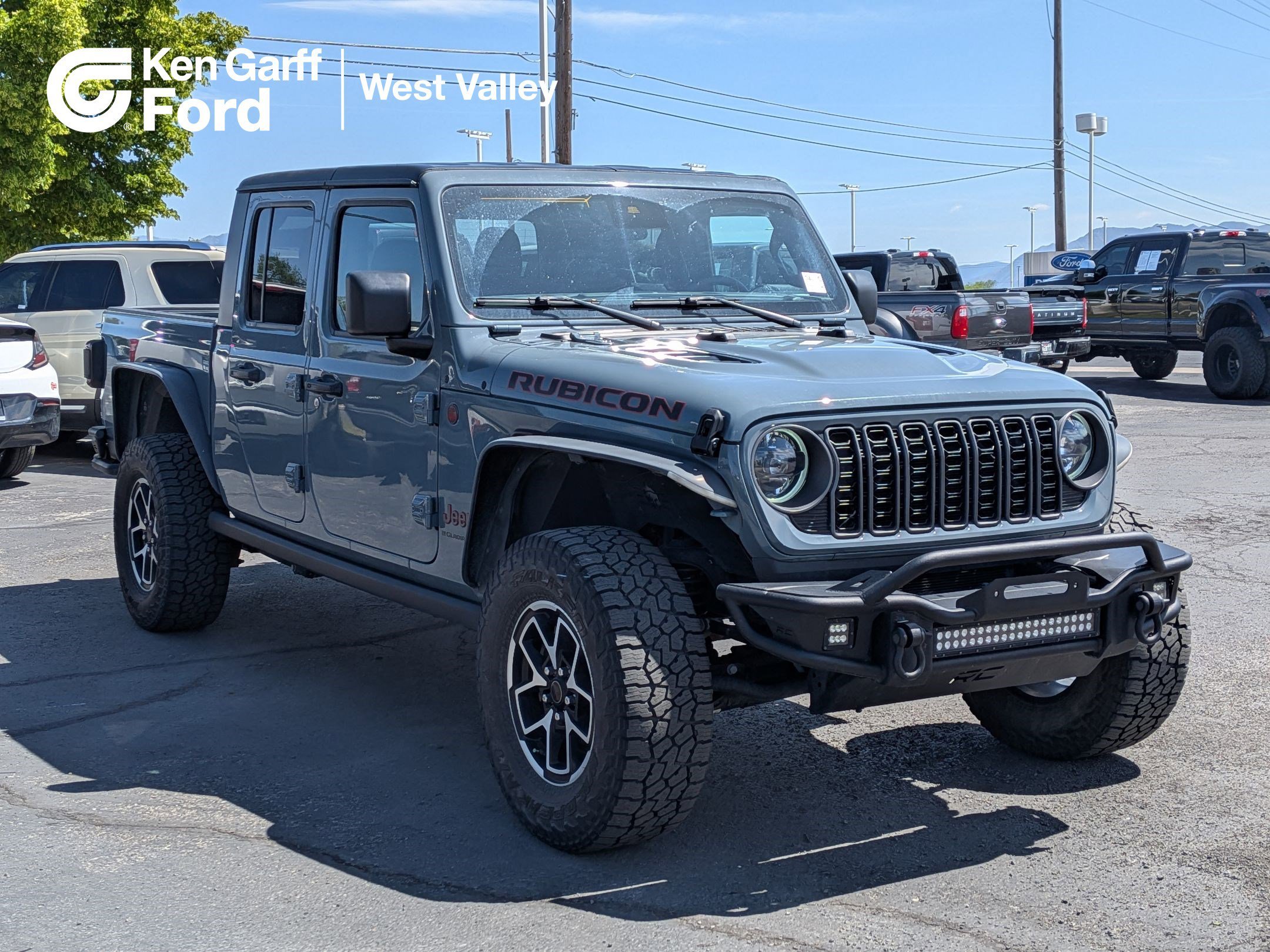 2024 Jeep Gladiator Rubicon's photo