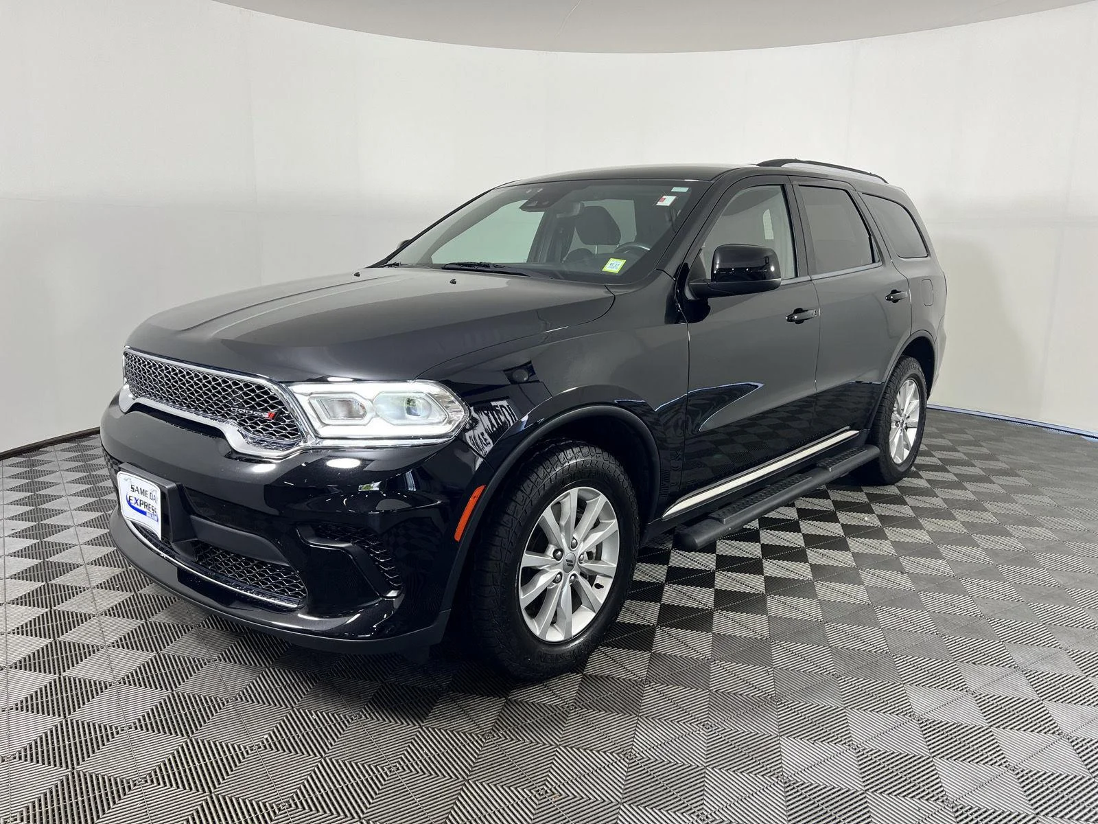 Used 2023 Bk Dodge SXT Launch Edition image 27