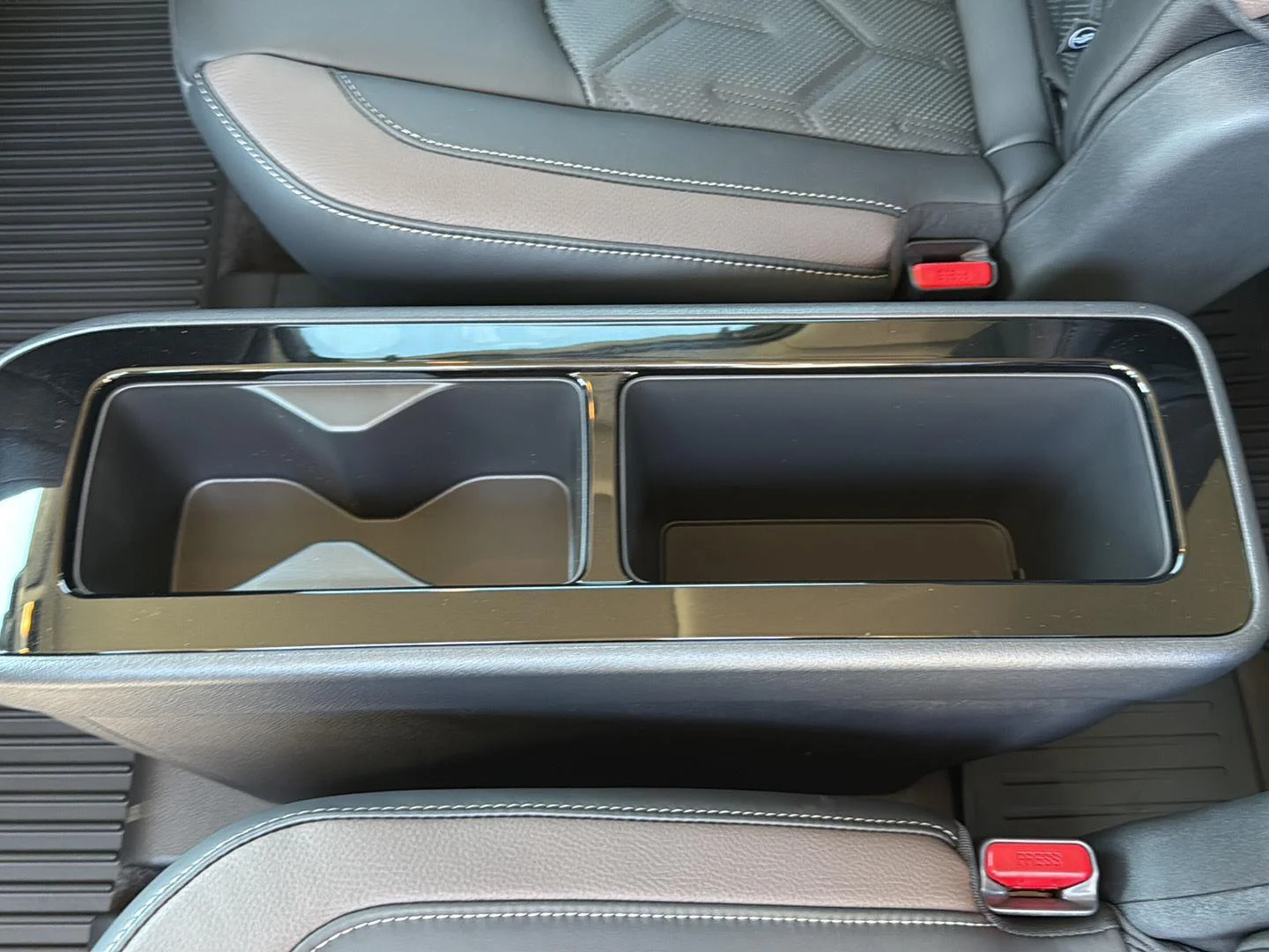 New 2026 Boulder Gray Pearl/Super Black Nissan Platinum image 24