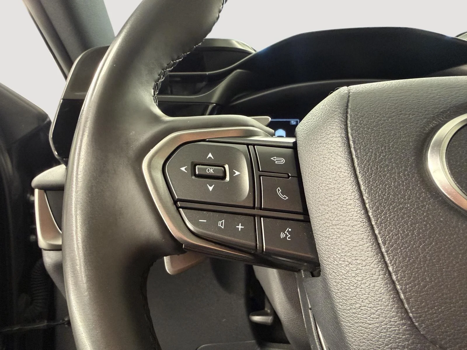 Certified Used 2024 Cloudburst Gray Lexus RZ 450e Premium image 10
