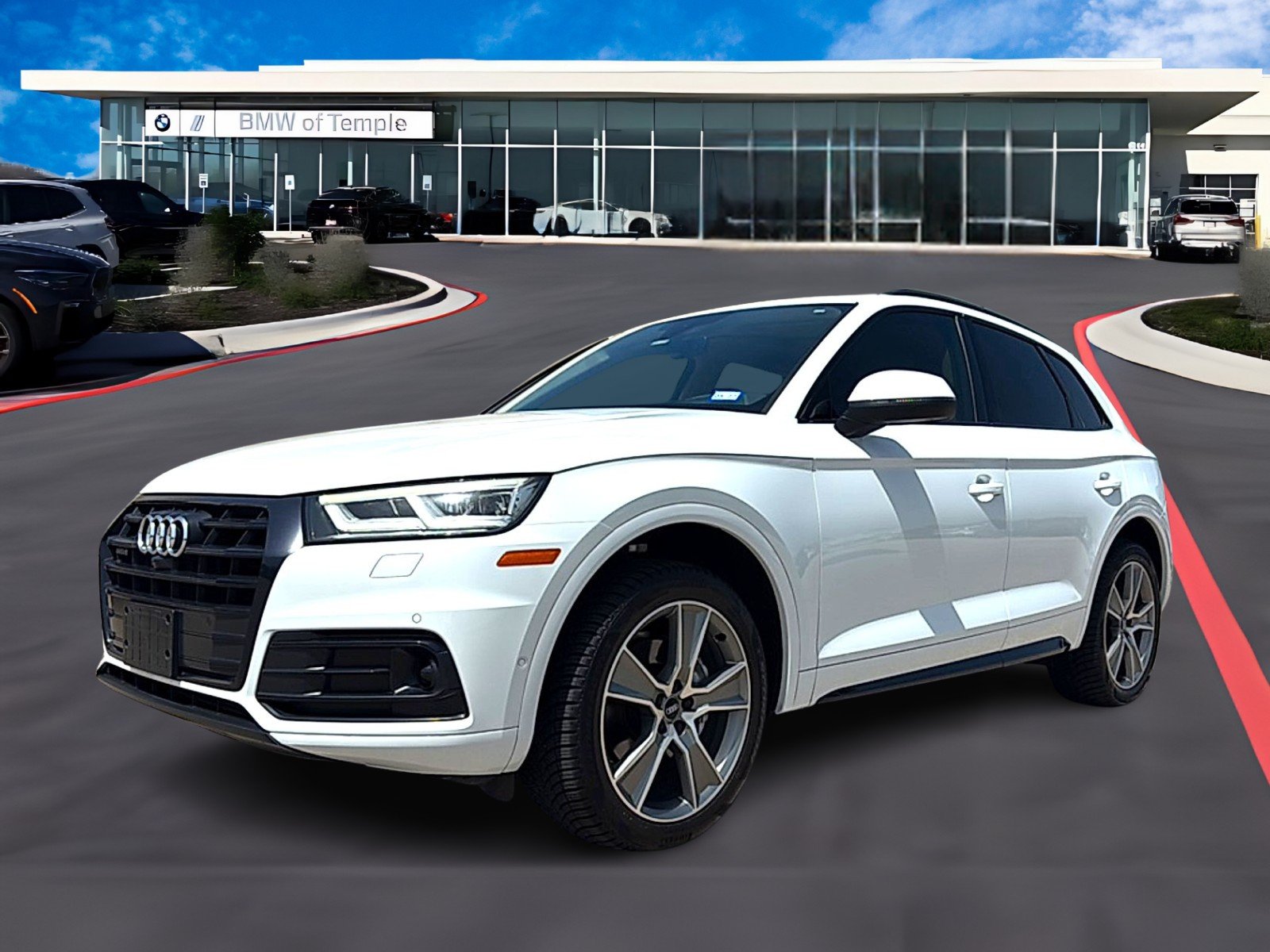 2019 Audi Q5 2.0T quattro S tronic Prestige's photo