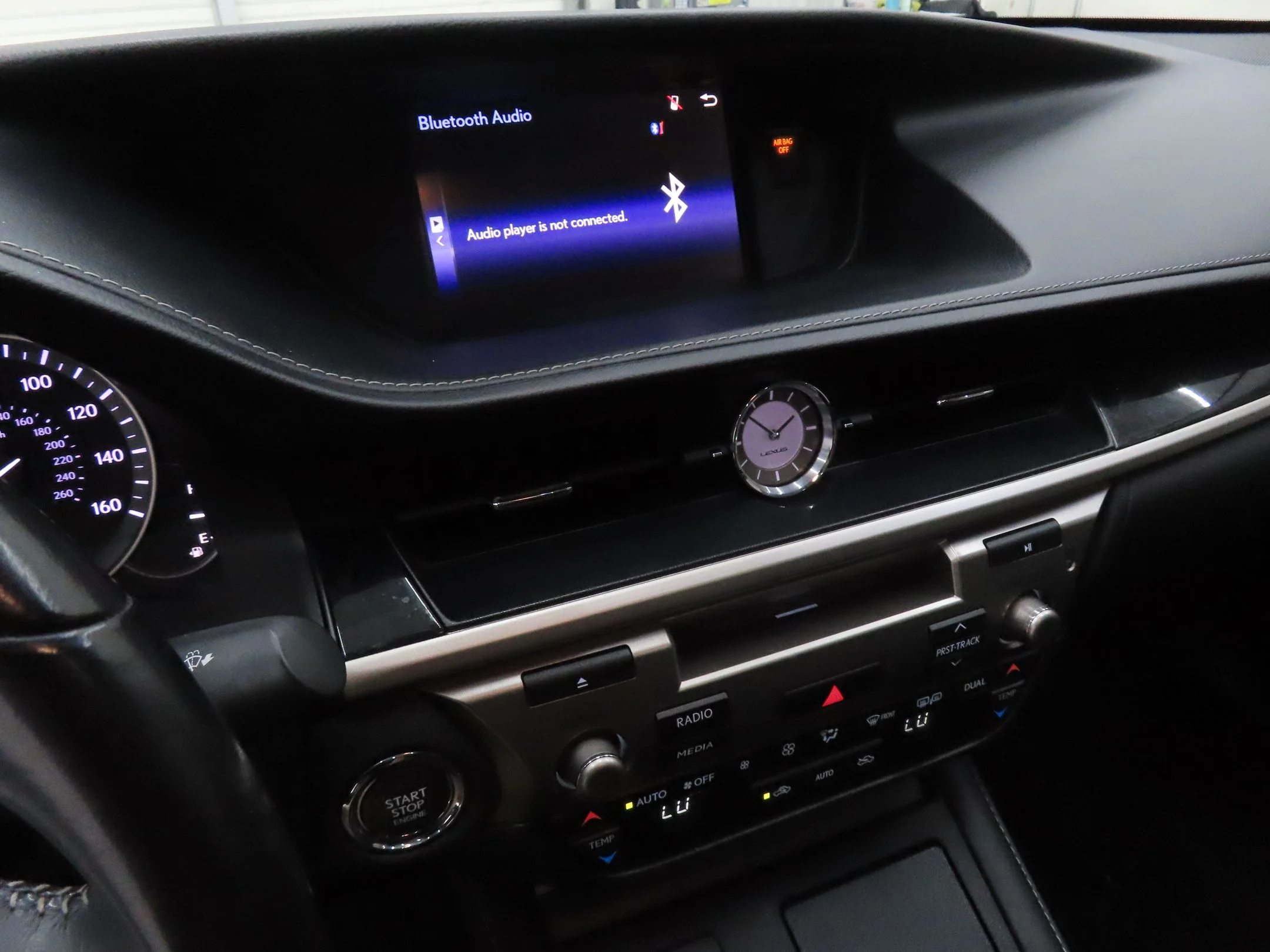 Used 2016  Lexus 350 image 17